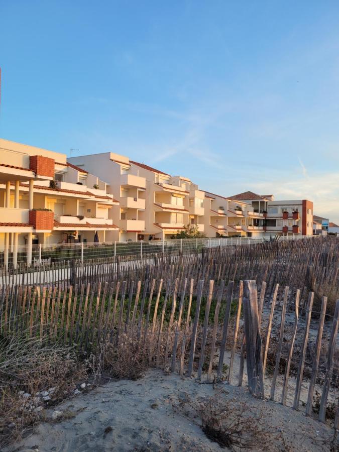 Tahiti Beach, T2 A La Mer, Piscine, Terrasse Et Parking Frontignan Esterno foto