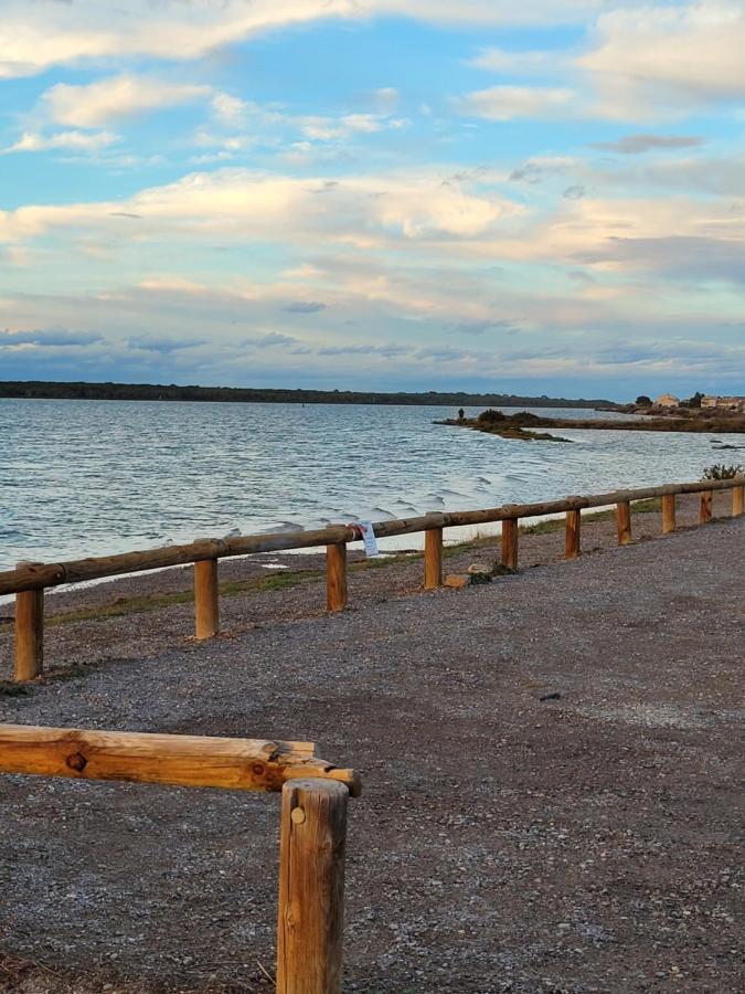 Tahiti Beach, T2 A La Mer, Piscine, Terrasse Et Parking Frontignan Esterno foto